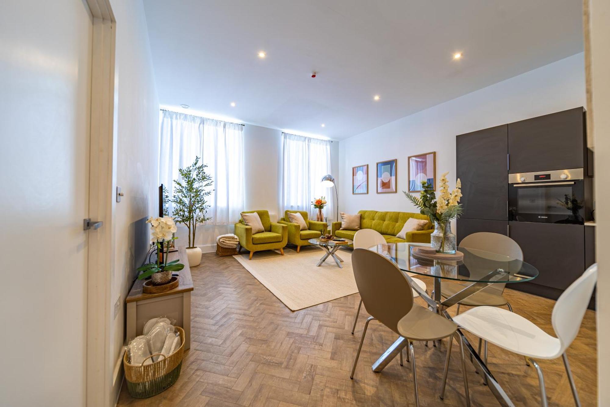 The Essex Apartments - Ashby House Chelmsford Bagian luar foto