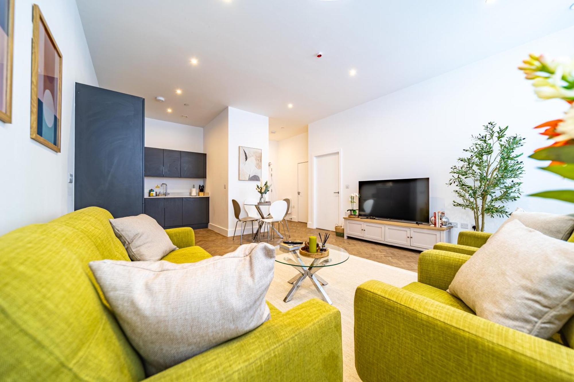 The Essex Apartments - Ashby House Chelmsford Bagian luar foto